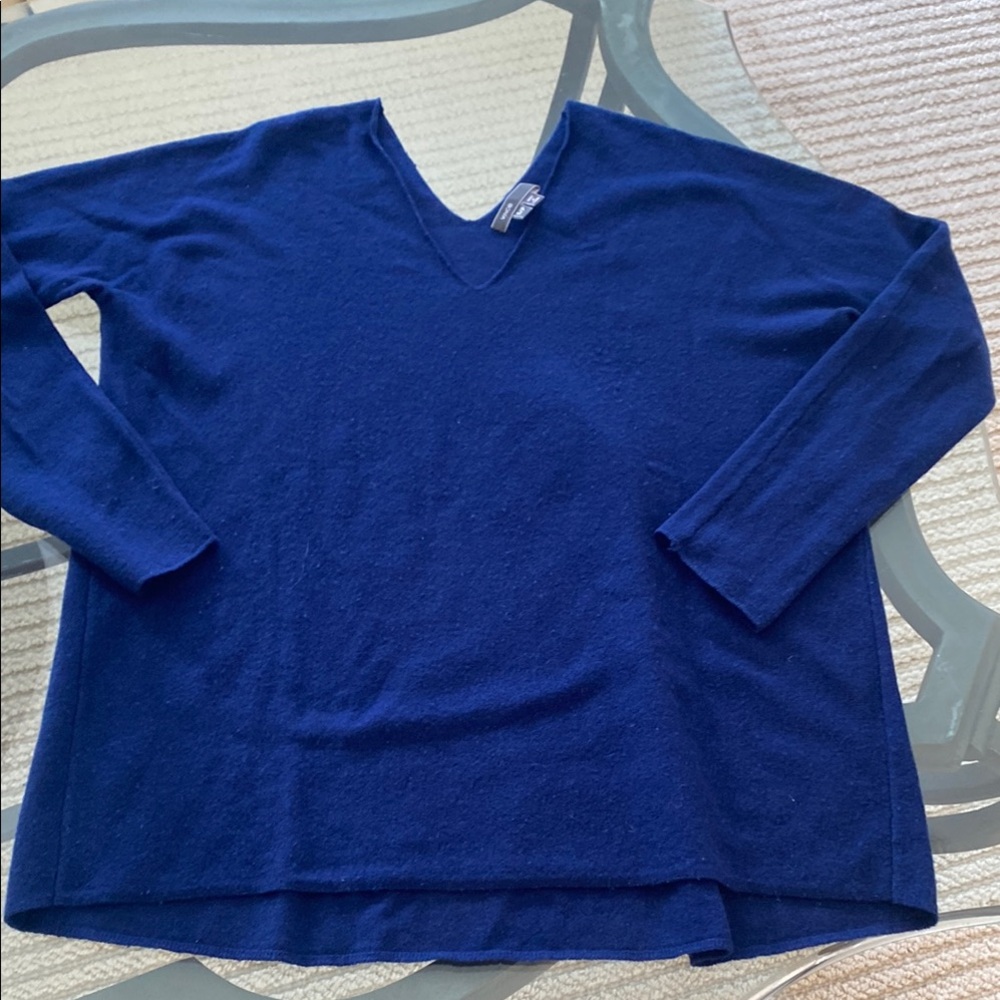 Vince loose fit sweater
